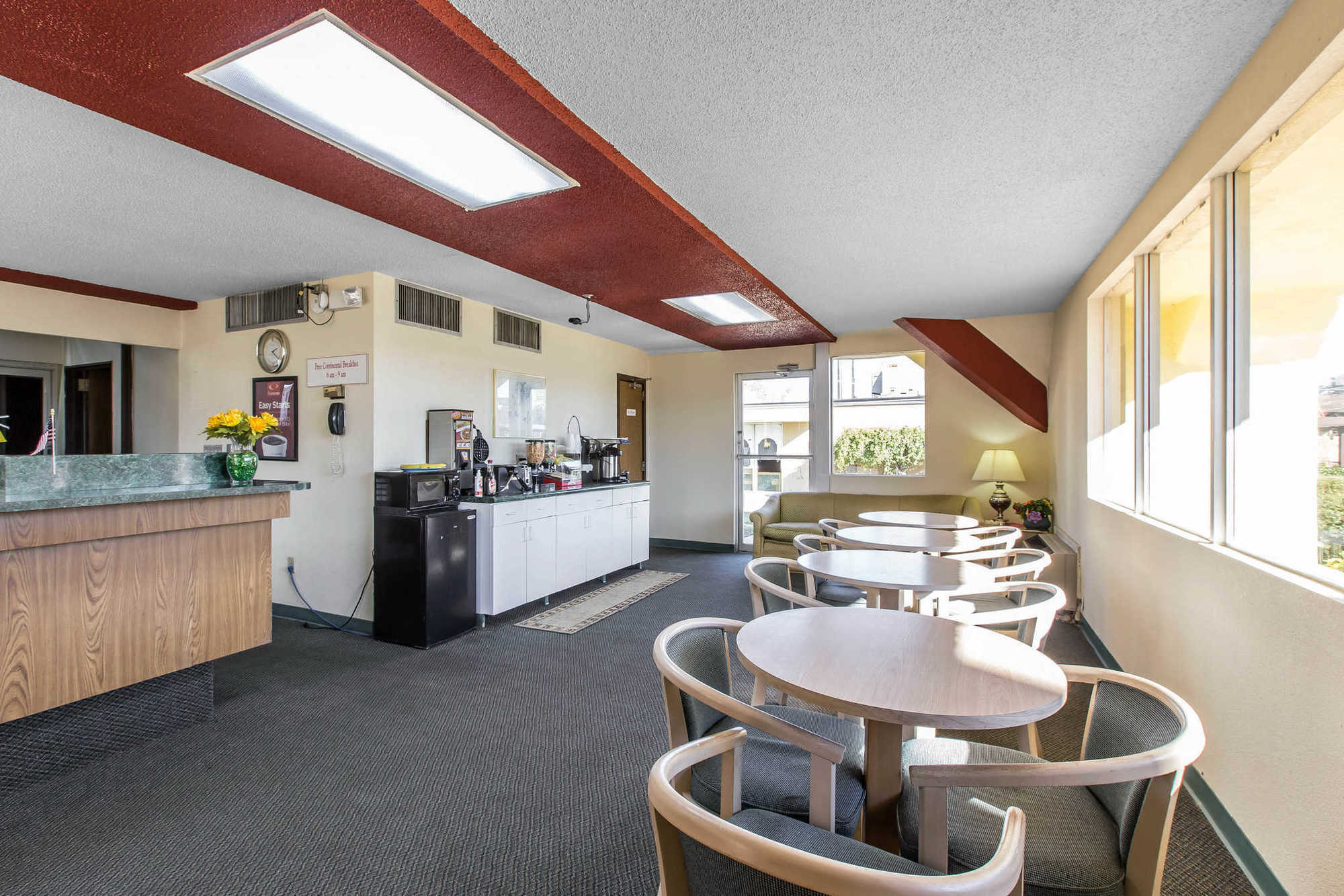 Travelodge By Wyndham Forsyth Fasilitas foto